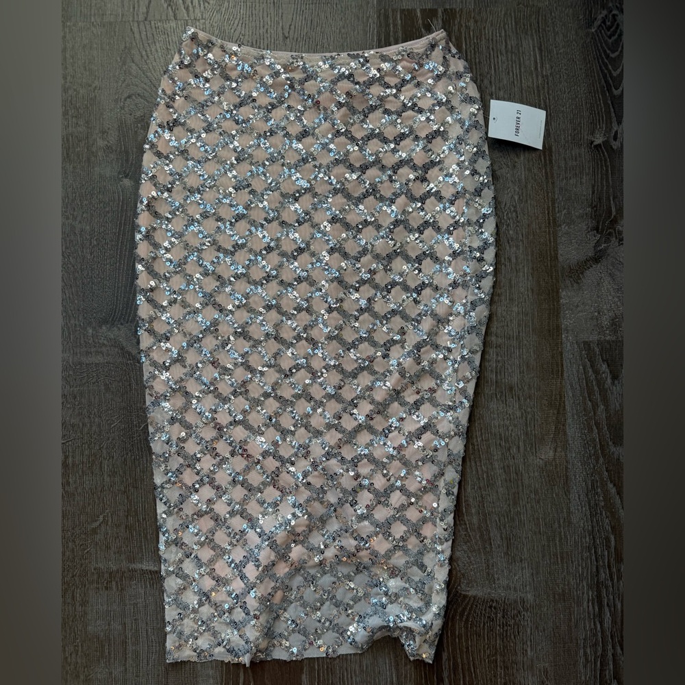 NWT: Forever 21 Pink & Silver Sequin Pencil Skirt